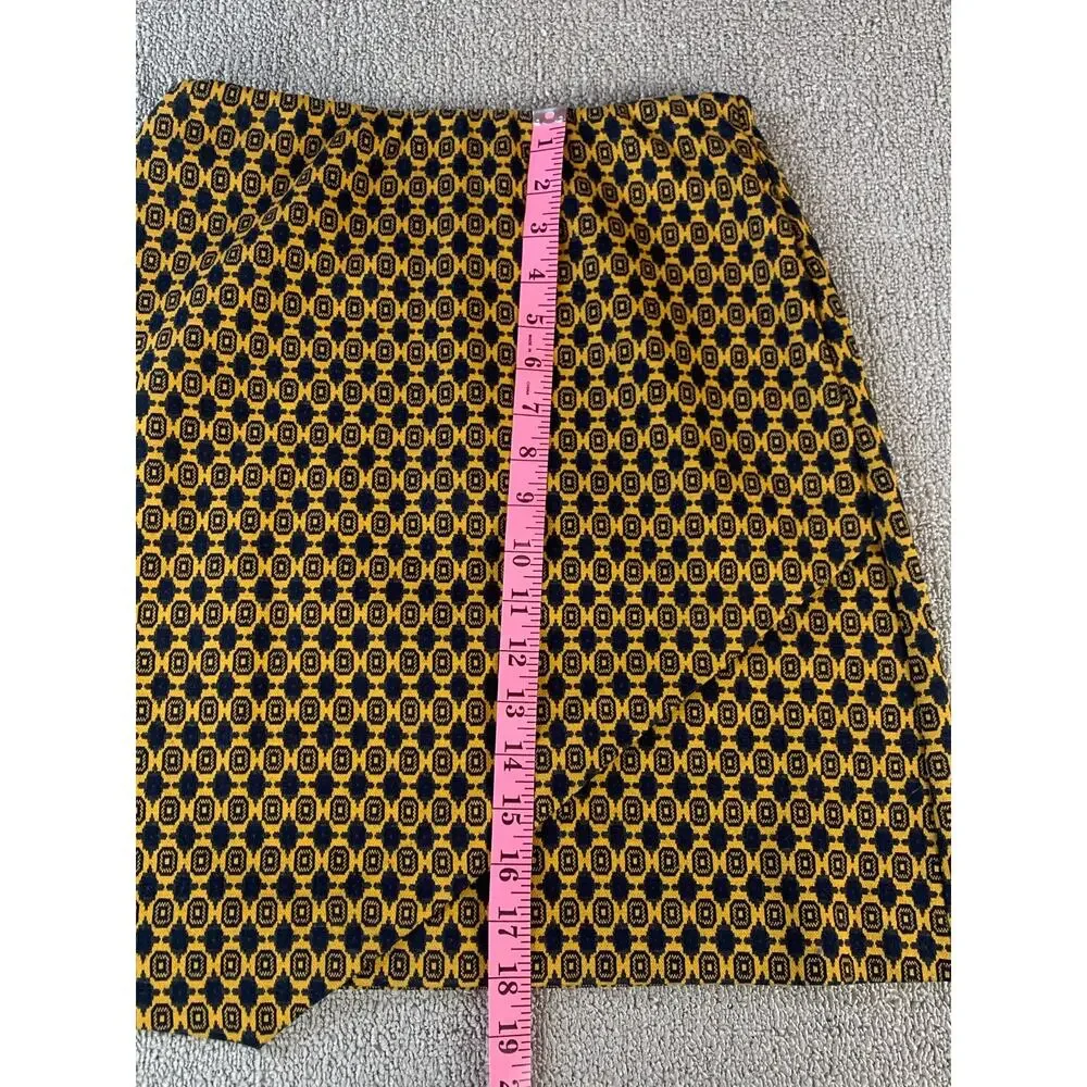 Cabi Standout Kensinggton Proper Blazer & Skirt Set Gold Navy Medallion Small